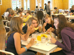 Поставщики продуктов в детские летние лагеря были наказаны на 800 тысяч рублей 