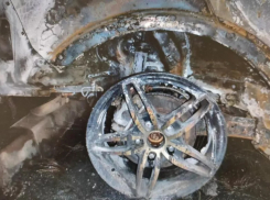 Тамбовчанин боролся с плохим настроением, поджигая чужие автомобили и мусорные контейнеры