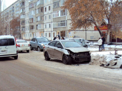 Hyundai и «Гранту» - в сервис, женщину - в больницу. Не разъехались 