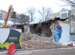 В Тамбове  снесли старинные склады военного интендантства XIX века