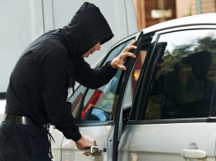 Злоумышленник решил покататься на «шестерке»  жителя Тамбовского района