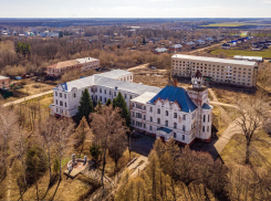 «Тамбовский Хогвартс» в Чакино опять пытаются продать 