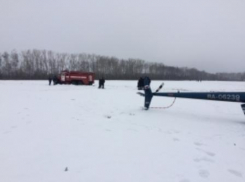 Два человека погибли при крушении вертолета в Кирсановском районе 