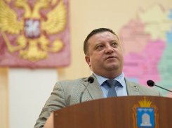 Сенатор Кондратьев предложил отменить работу супермаркетов в выходные 