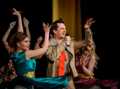 28 тысяч зрителей посмотрели спектакли молодежного театра. Итоги сезона подвели в ТМТ