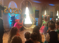 В губернаторской ёлке в этом году приняли участие 1300 детей