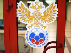 Футбольному «Тамбову» снова запретили регистрировать новых игроков
