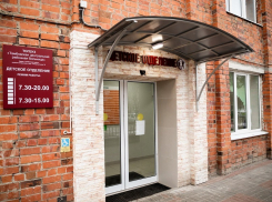 Детскую поликлинику в Строителе отремонтировали за 2,5 миллиона рублей