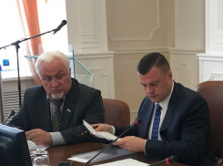 Губернатор подверг жесткой критике ответственных за подачу тепла в муниципалитетах 