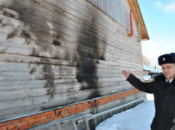 Поджигатель магазина в Хоботово попал в объектив камер видеонаблюдения 