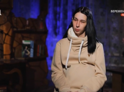 Жительница Кирсанова стала самой молодой мамой двойняшек в передаче «Беременна в 16»