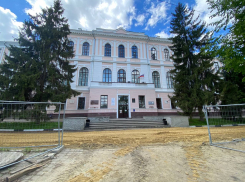 В Тамбове корпус ТГТУ на Набережной залило нечистотами: студенты ушли на дистант