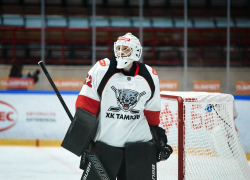 ХК «Тамбов» громит «Кристалл» в Саратове  