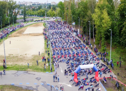 "Упал, отжался!" - В Тамбове одновременно отжались больше тысячи спортсменов