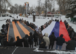 В Тамбове вместо проводов зимы устроили патриотический флешмоб