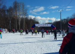 На лыжном стадионе "В парке "Дружбы" прошла "Лыжня России"-2017