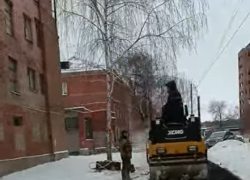 Глава Котовска отменил асфальтирование тротуаров зимой, тендеры на которое сам и санкционировал