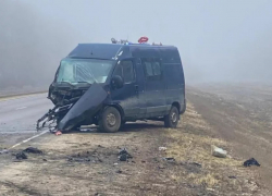 Под Тамбовом в лобовом столкновении «Фольксвагена» с микроавобусом погибла женщина