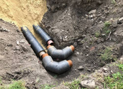На Набережной меняют два километра труб