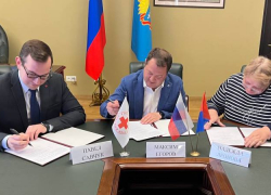 Под Тамбовом откроют хаб Красного Креста для доставки гуманитарной помощи на Донбасс