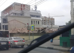 Дом снесен тайно, под покровом ночи. А главное - незаконно!