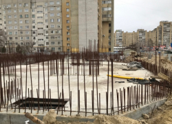 Проблемный долгострой на улице Карла Маркса в Тамбове теперь под запретом для детей