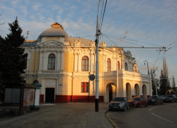 В тамбовском драмтеатре в будущем году начнётся ремонт фасада и кровли