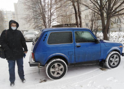 В Тамбовском районе глава сельсовета передал свой автомобиль медикам