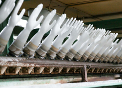 Минпромторг проверил производство перчаток на Тамбовском пороховом заводе