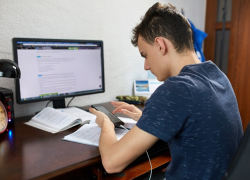 Управление образования рассказало, ждёт ли студентов «удалёнка»