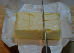 В тамбовские соцучреждения поставлялось сливочное масло неизвестного происхождения