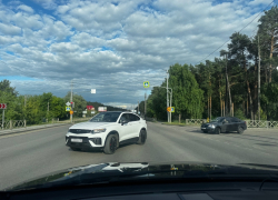В Тамбове автомобилисты продолжают жаловаться на дорожные знаки, оставшиеся после ремонта Рассказовского шоссе