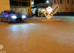 «Влюбленный в Тамбов» автомобилист выехал на тротуар