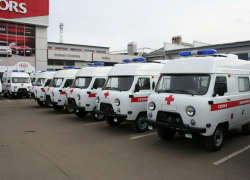 9 автомобилей скорой помощи и 15 школьных автобусов получит до конца года Тамбовская область