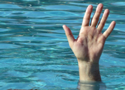 На «диком» пляже в Мучкапском районе чуть не утонула пенсионерка