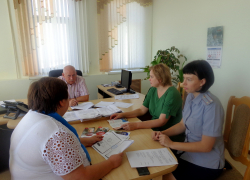 Сотрудники колонии в Кирсановском районе помогли осужденному оформить пенсию