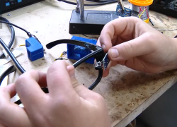 Школьники из тамбовского «Кванториума» создали гаджет, не дающий заснуть за рулём