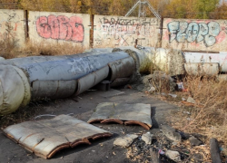 В Тамбове вандалы испортили новую теплоизоляцию трубопровода