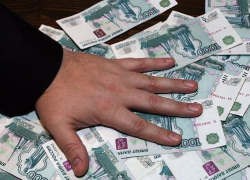 31-летний тамбовчанин обманом выманивал деньги у знакомых и промышлял воровством
