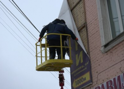 В Тамбове разыскивают собственников незаконных рекламных конструкций