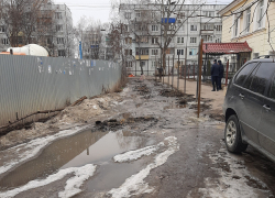Из-за строительства многоэтажки дорога к детскому саду стала опасной