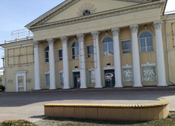 В Тамбове задержан вандал, разукрасивший бывший кинотеатр «Родина»