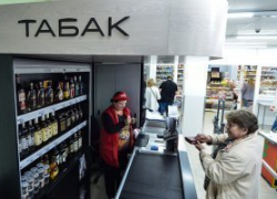 Директор магазина заплатит штраф за торговлю  табачными изделиями около школы