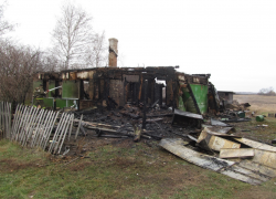 В Сампурском районе в пожаре погибла 83-летняя женщина