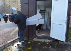 Власти Тамбова демонтировали большой незаконно установленный павильон в центре города
