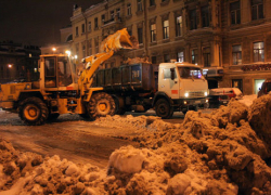 Снег в Тамбове убирают по ночам