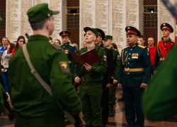Тамбовские новобранцы Преображенского полка приняли присягу в Музее Победы 