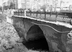 Движение по мосту на Базарной могут закрыть совсем?