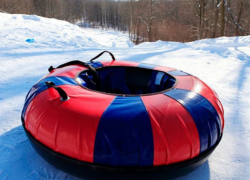 В Тамбовской области двое детей сломали позвоночник, катаясь на «ватрушках»