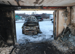 Тамбовчанку осудили за организацию поджога автомобиля бывшего